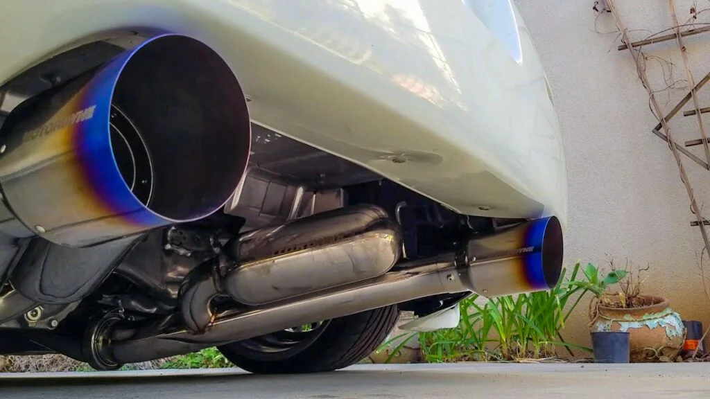 Motordyne Shockwave TDX2 exhaust installed on Nissan 350z