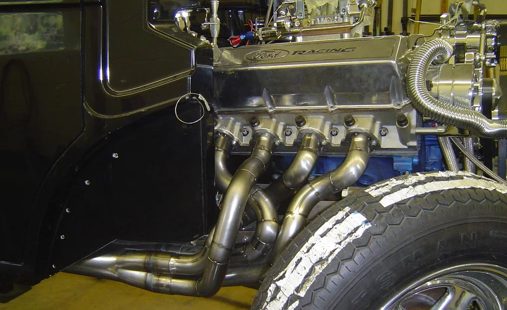 Long tube headers on a hot rod