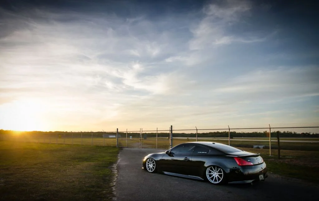 Infiniti G37 with rear lip wing