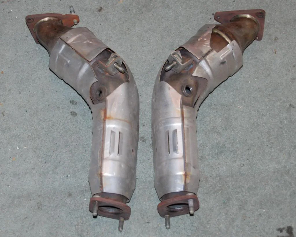 OEM Nissan 370z catalytic converters
