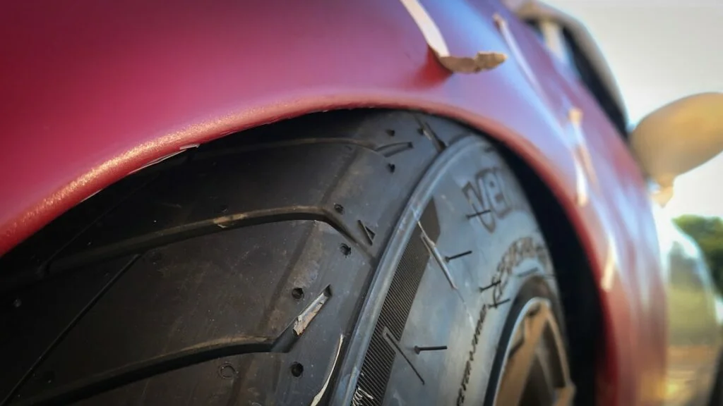 Fender tire clearance