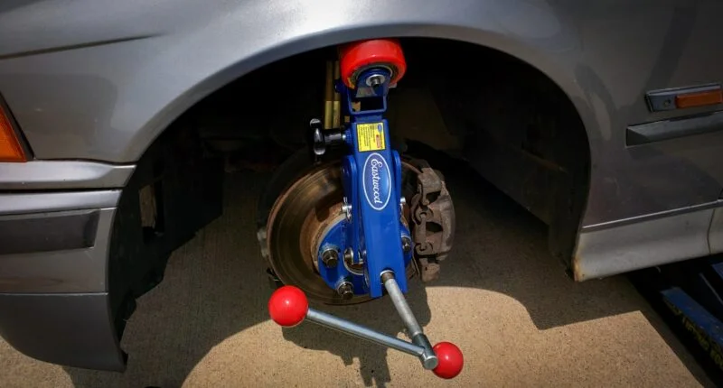 How to Roll a Fender Lip