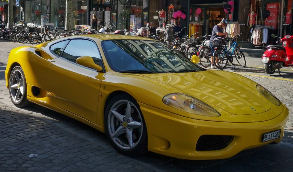 Mid-engine Ferrari 360