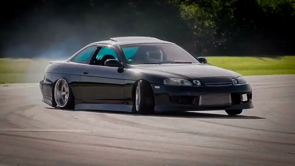 1JZ Lexus SC300 drifting