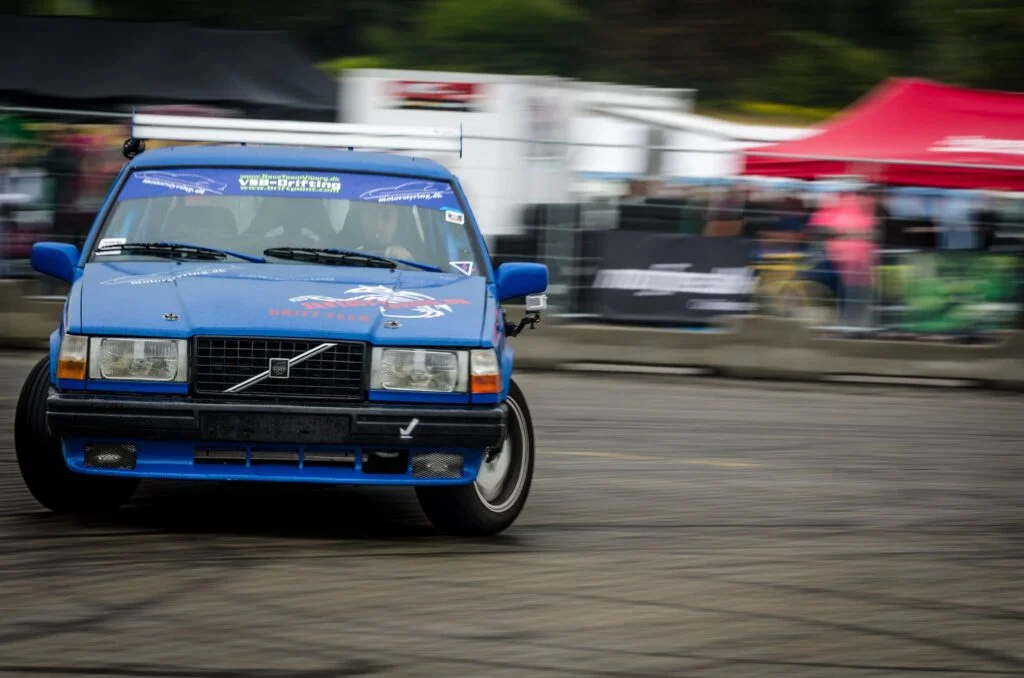 Volvo 740 turbo drifting