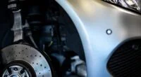 Adjusting wheel caster angle