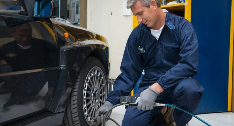 Best Tire Pressure Gauge for Race Cars