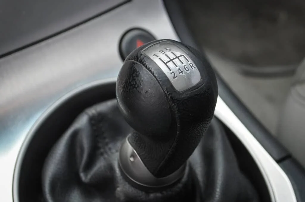 Infiniti G35 6MT shifter