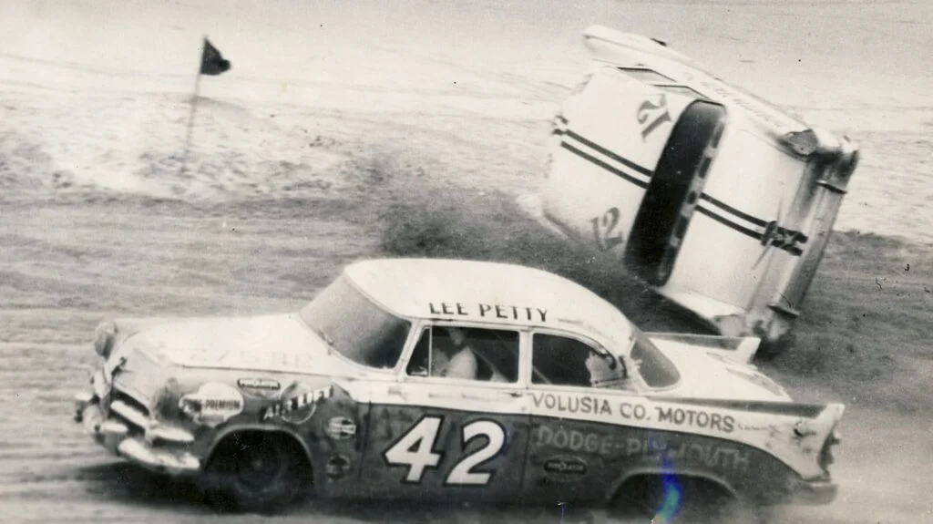 Nascar using Air Lift suspension