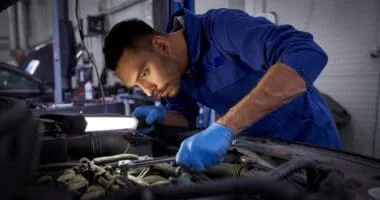 Best Work Light for Mechanics: LED Units for Your Shop