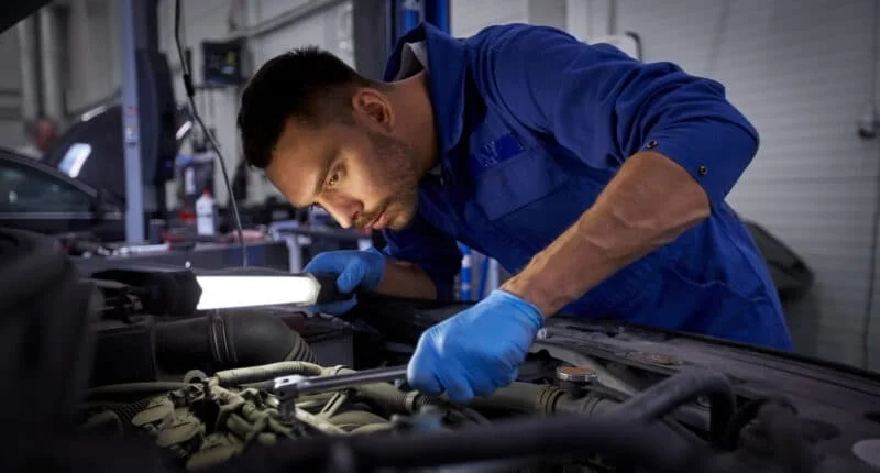 Best Work Light for Mechanics