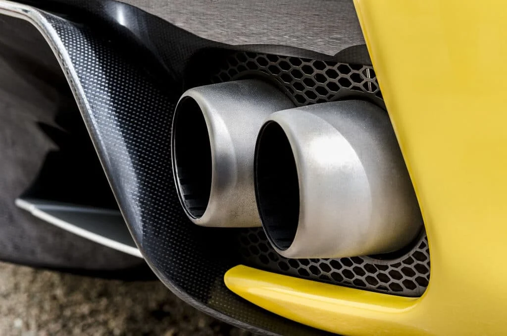 Dual exhaust tips