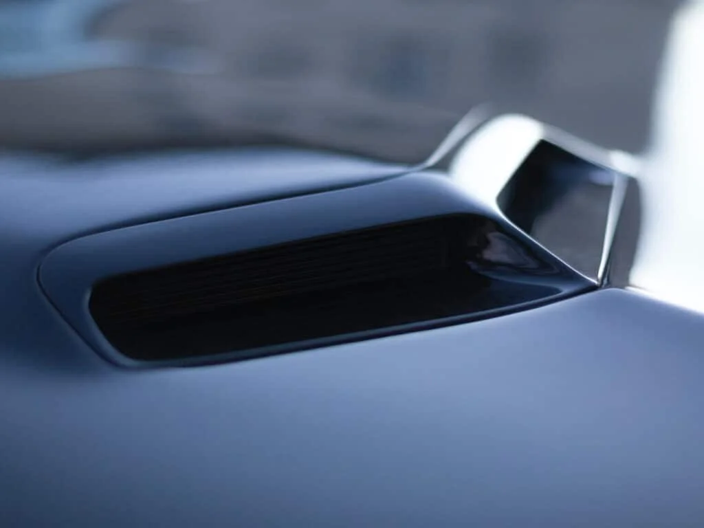 Functional hood scoop