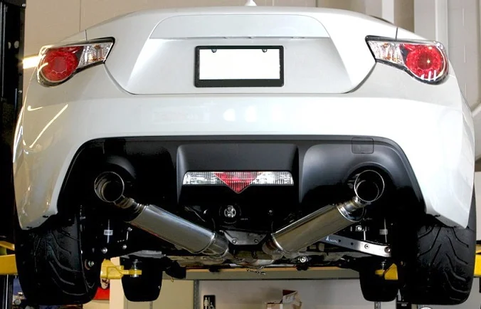 Dual exit exhaust on Subaru BRZ