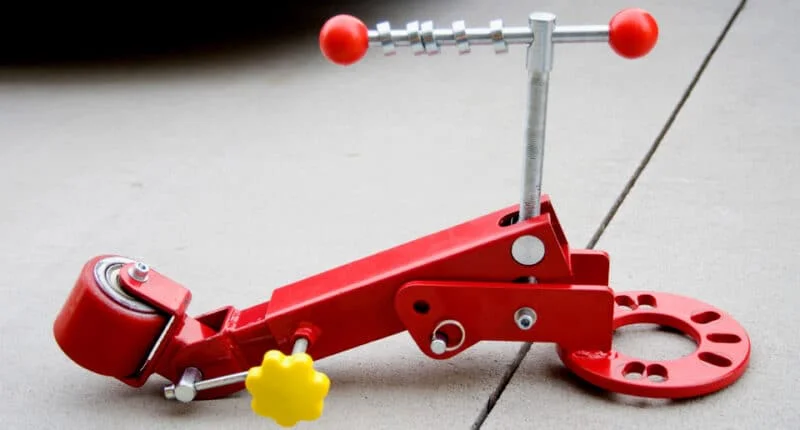 Fender Roller Tools: The Best Options for Lipping & Pulling