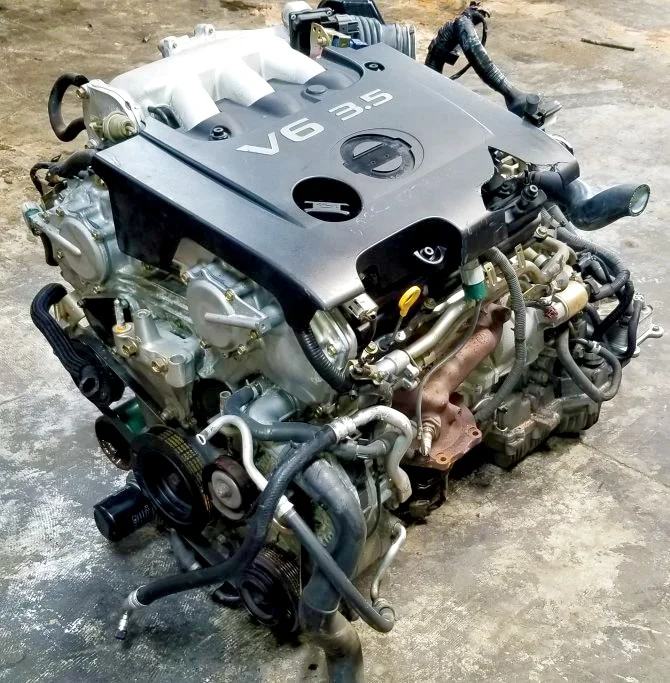 Nissan 3.5 VQ V6 engine uninstalled