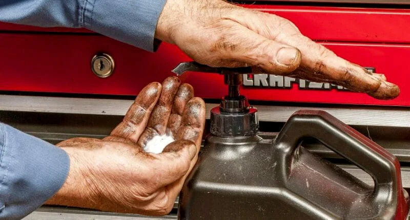 The best hand cleaners for auto mechanics
