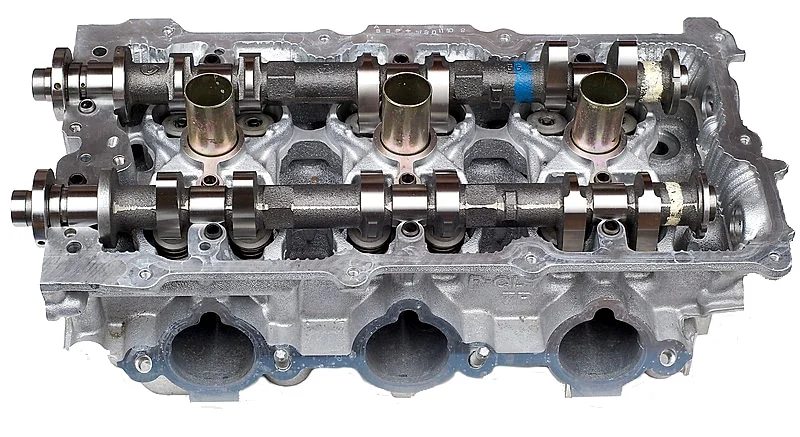 VQ35DE engine head