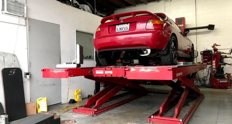 Car on Corner Balancing Machine