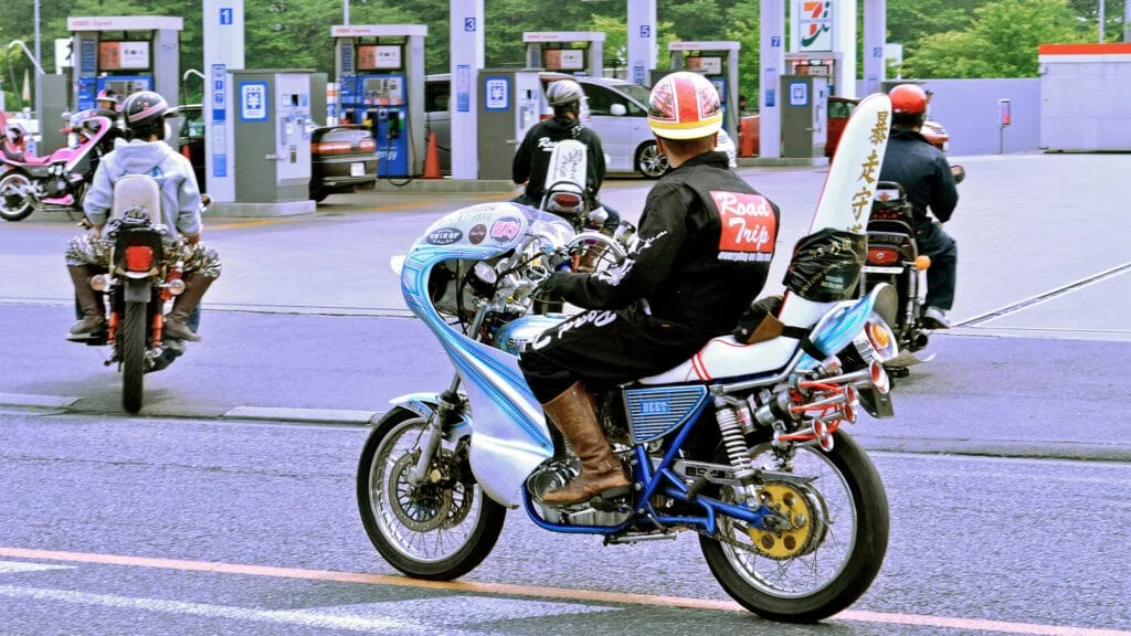 Bōsōzoku: Combining Japanese Biker Culture, Fashion, Gangs & Cars