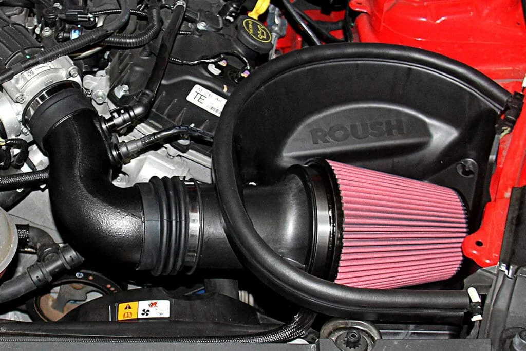 Short ram intake with Roush heat shield
