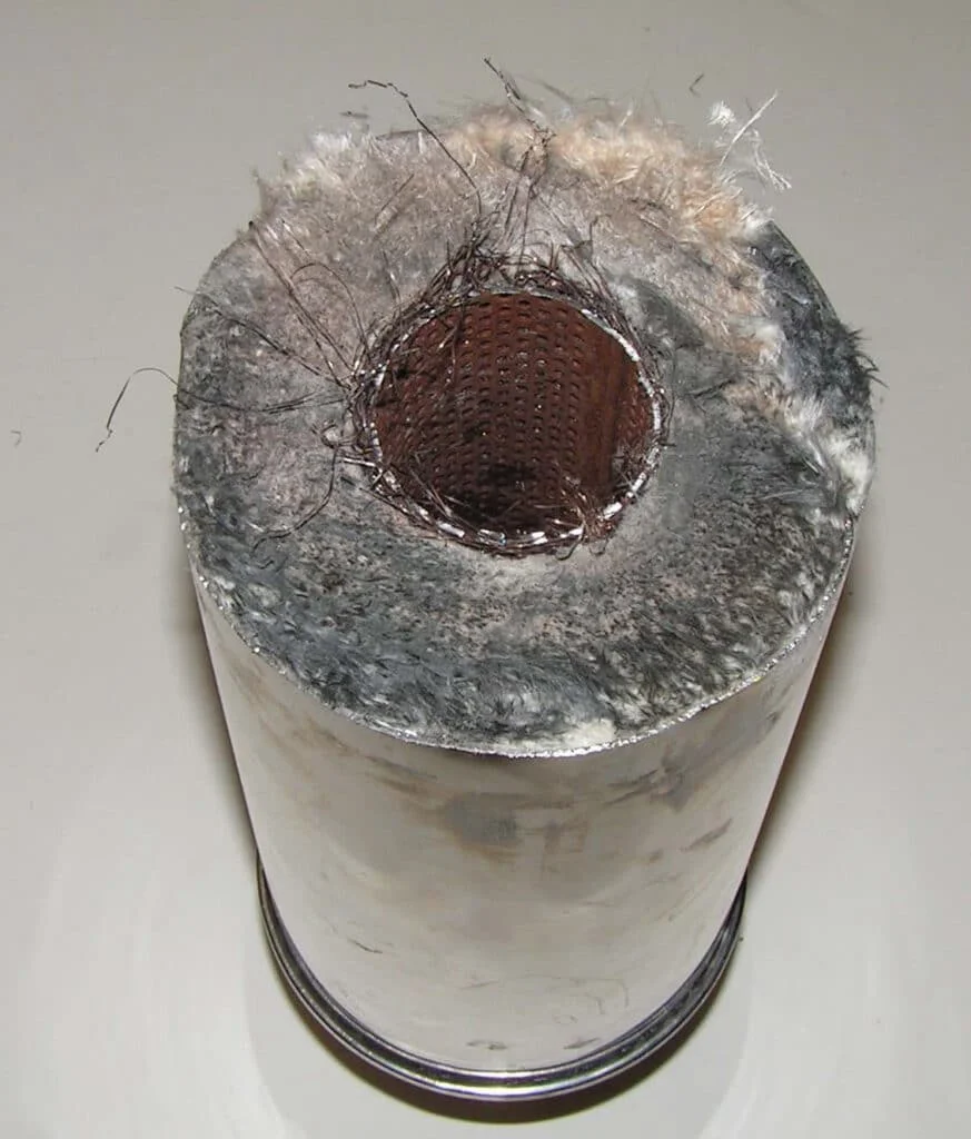 Resonator cut in half