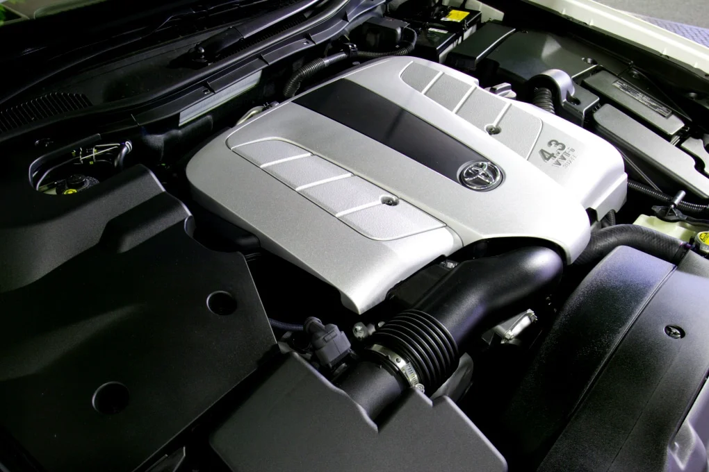 3UZ-FE engine