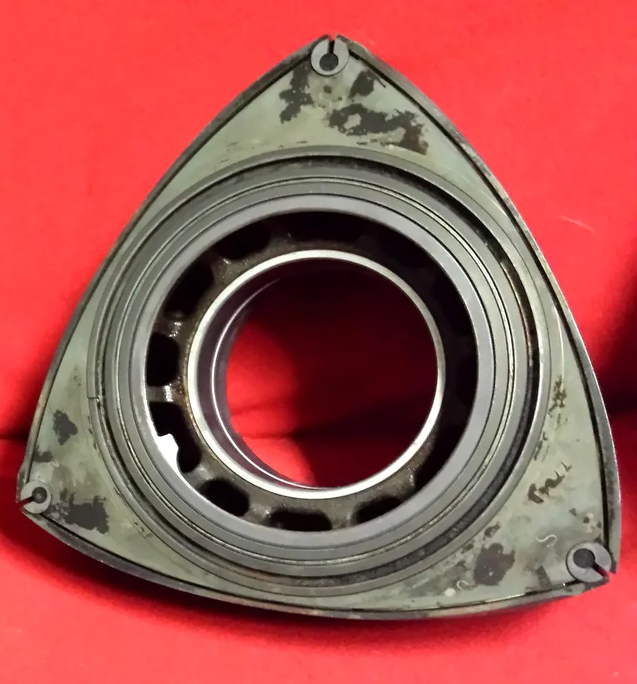 Wankel rotor uninstalled