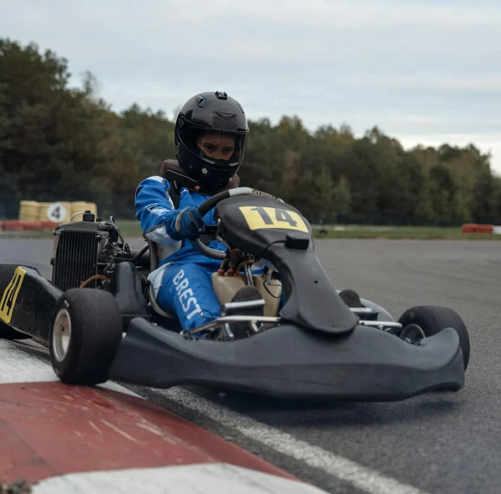 Kart racing