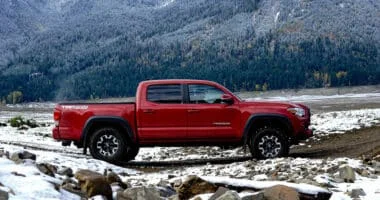 Tacoma Tire Size Guide [Includes Leveling Kit Specs]