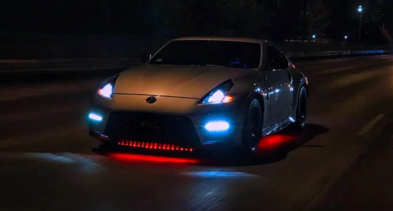 Nissan 370z with neon underglow lights
