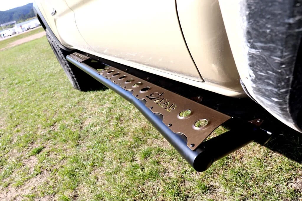 C4 Fabrication rock slider