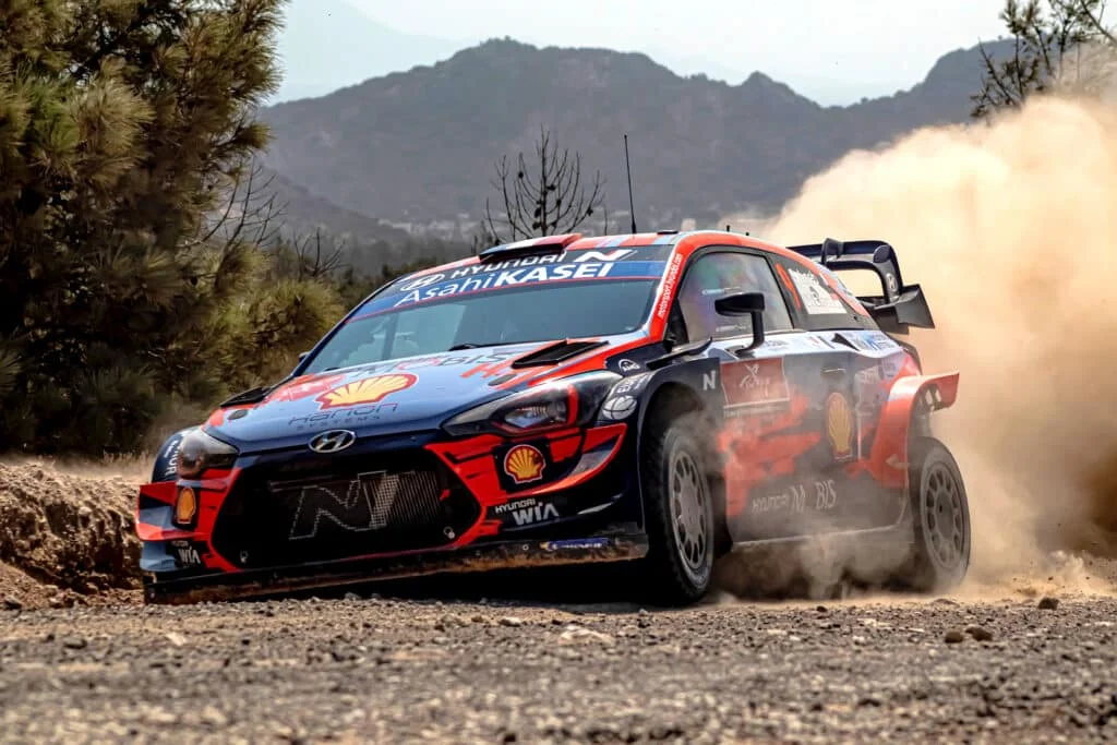 Hyundai rally car
