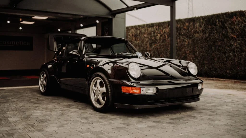 Black Porsche 911