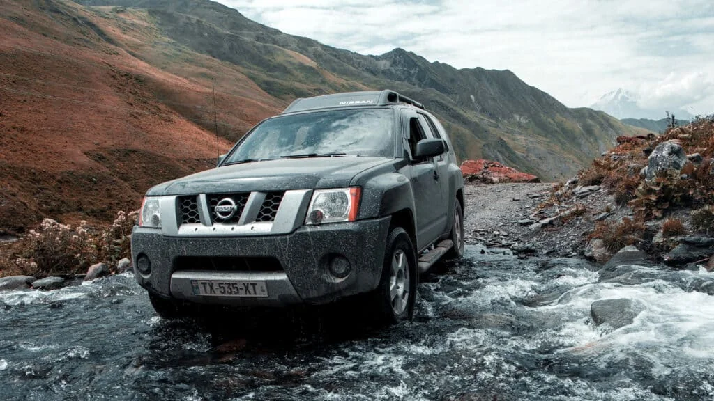 VK56-powered Nissan Pathfinder out on the trails