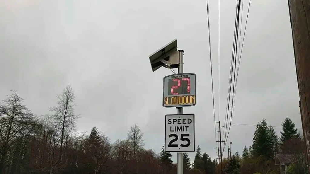 Solar powered speed sign in Indiana