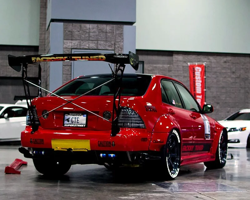 IS300 with aero kit and fender flares