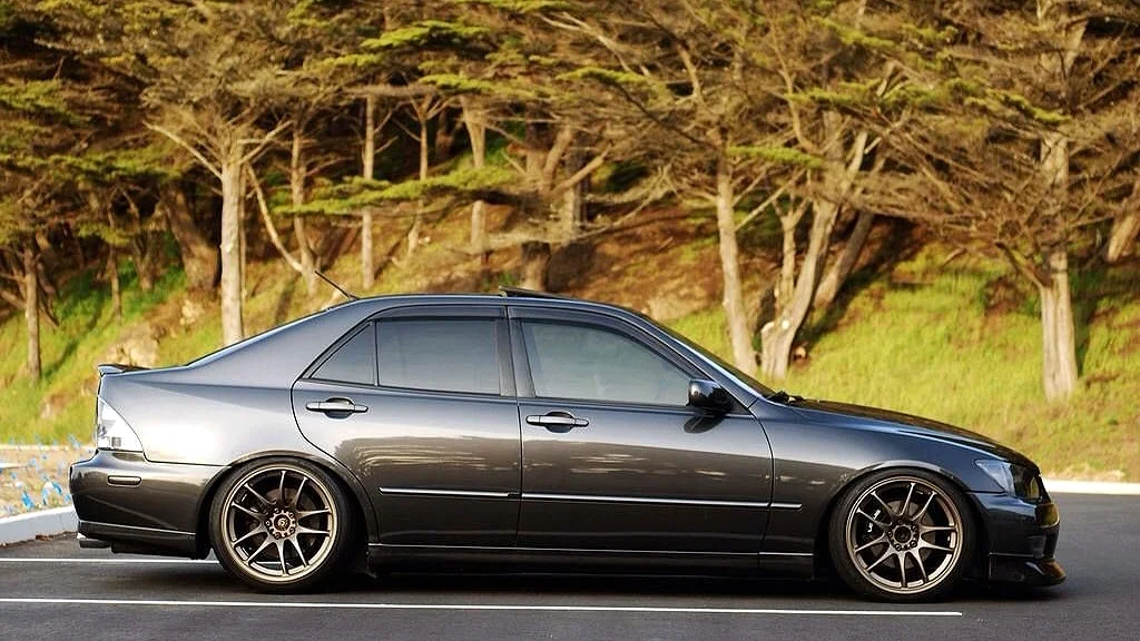 IS300 with lowered suspension