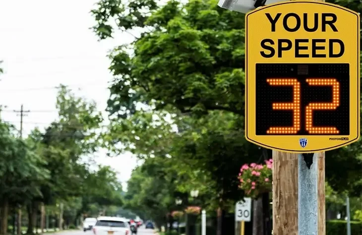 Speed indicator