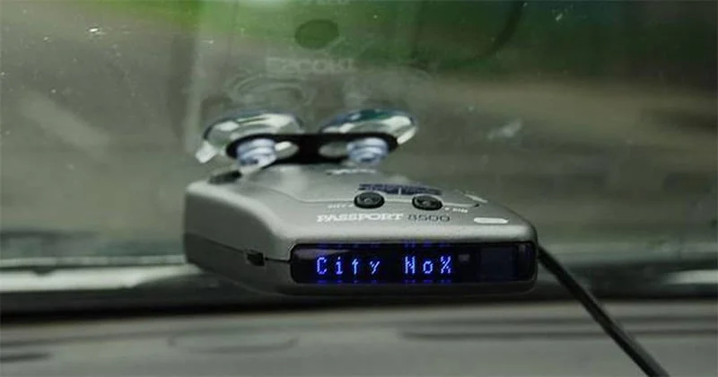 Passport B500 radar detector