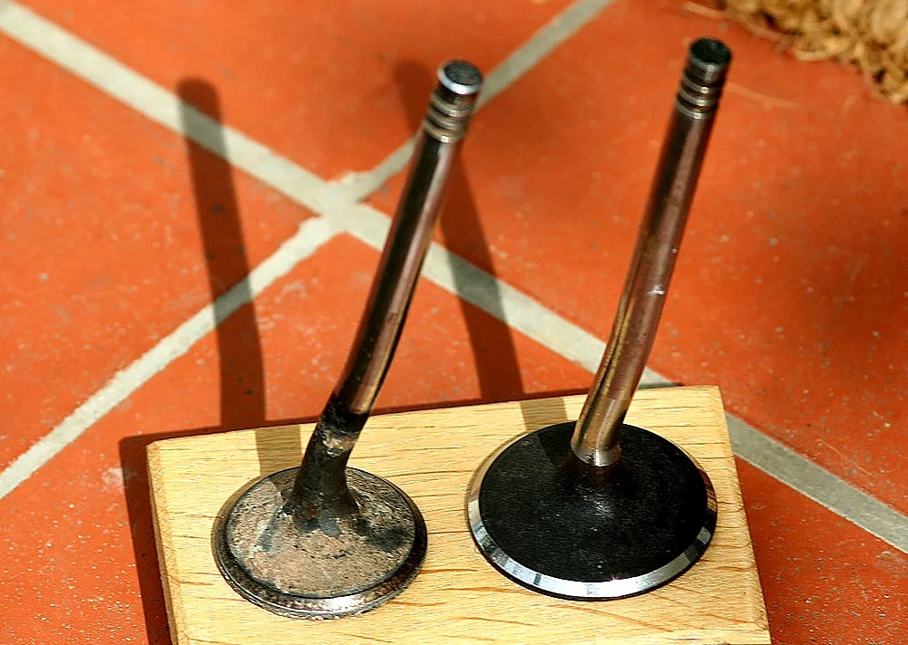 Bent intake and exhaust valves