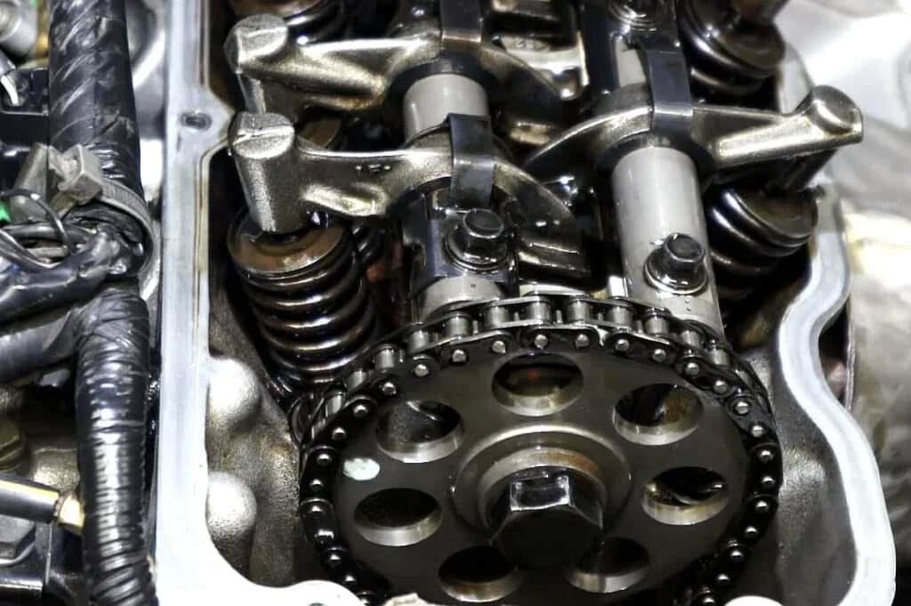 Chain driven KA24E