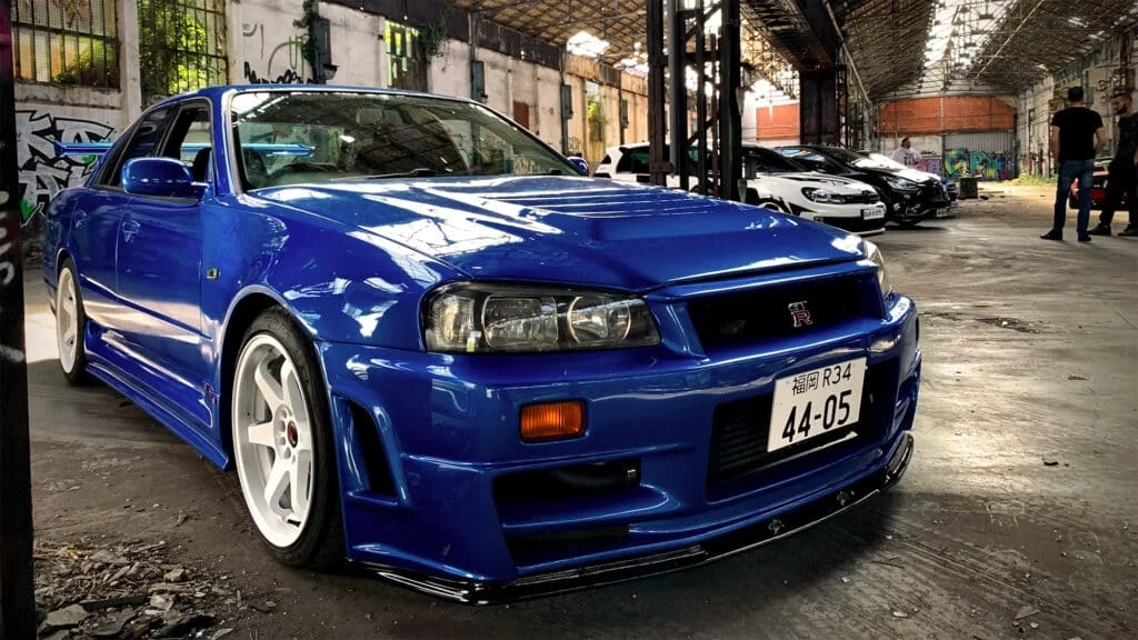 Blue Nissan Skyline R34 GT-R