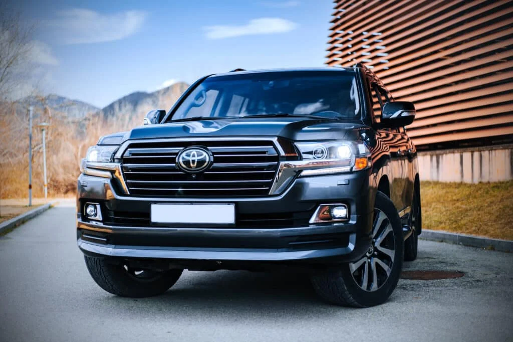 Black Toyota Land Cruiser