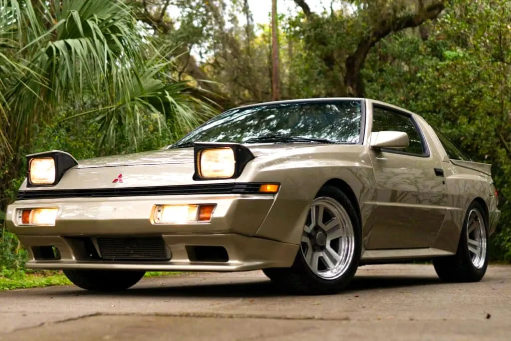 Starion pop-up headlights