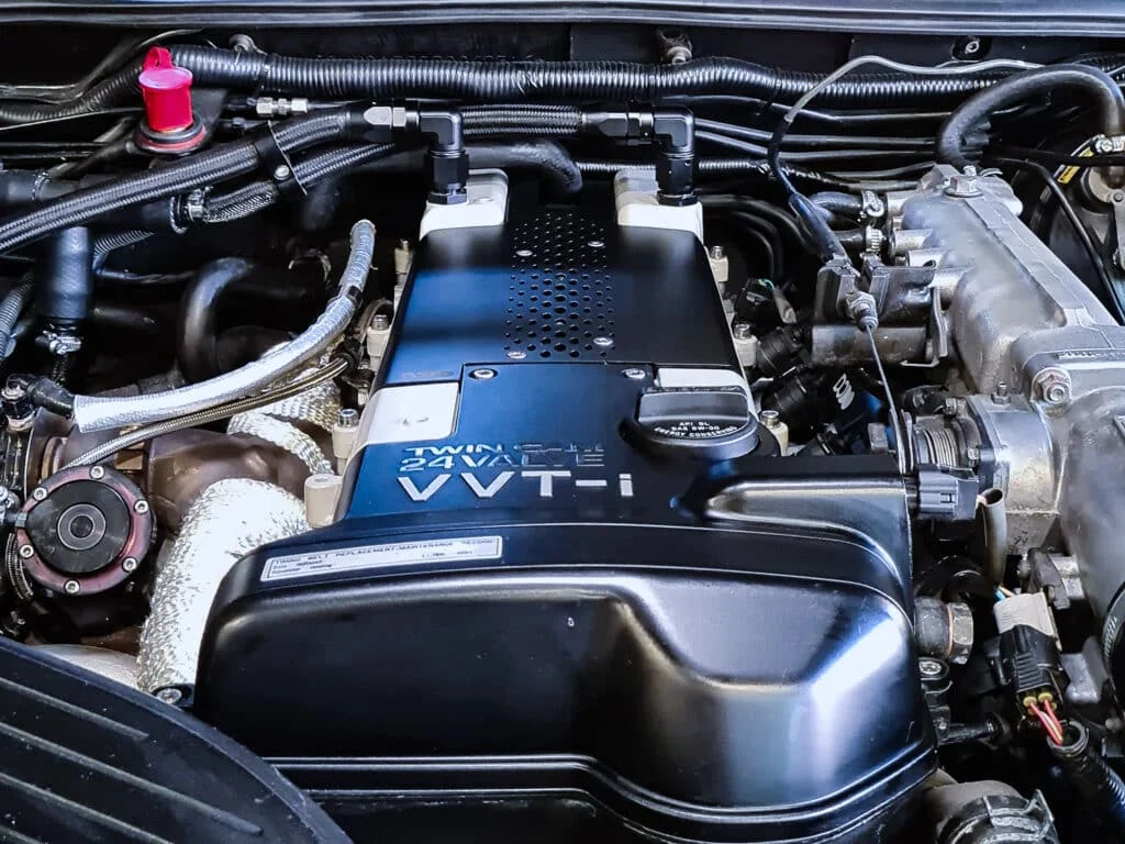 2JZ-GE engine in an XE10 IS300