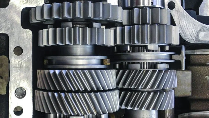 Straight cut vs helical gears