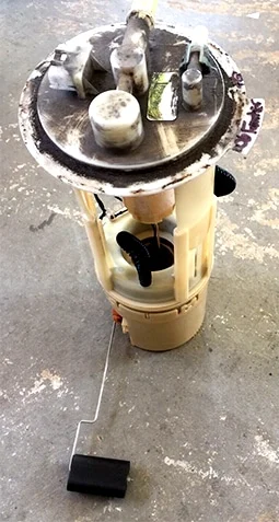 Nissan fuel pump