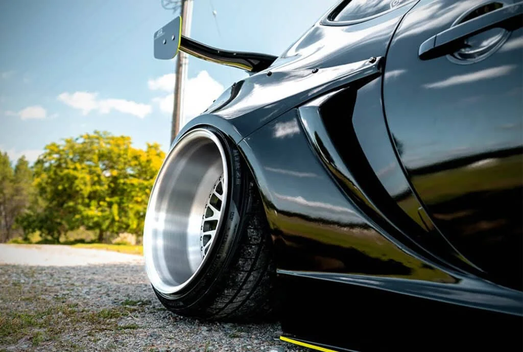 Widebody stance car with Onikyan deep dish wheels