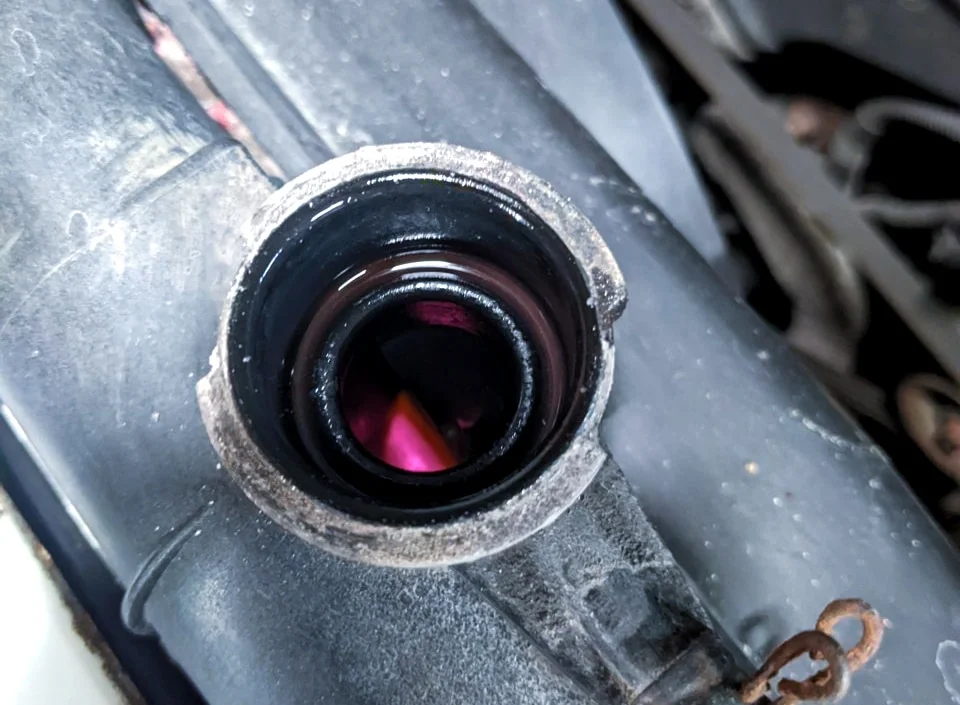 2RZ-FE coolant level